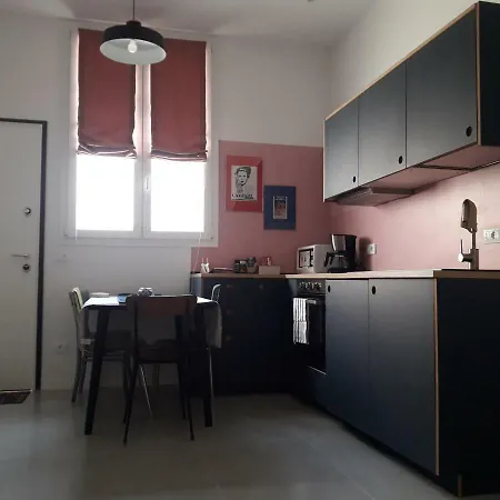 A Casa Della Claire Болонья